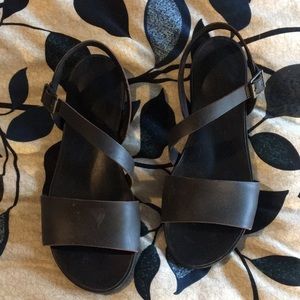 Timberland size 8 sandals